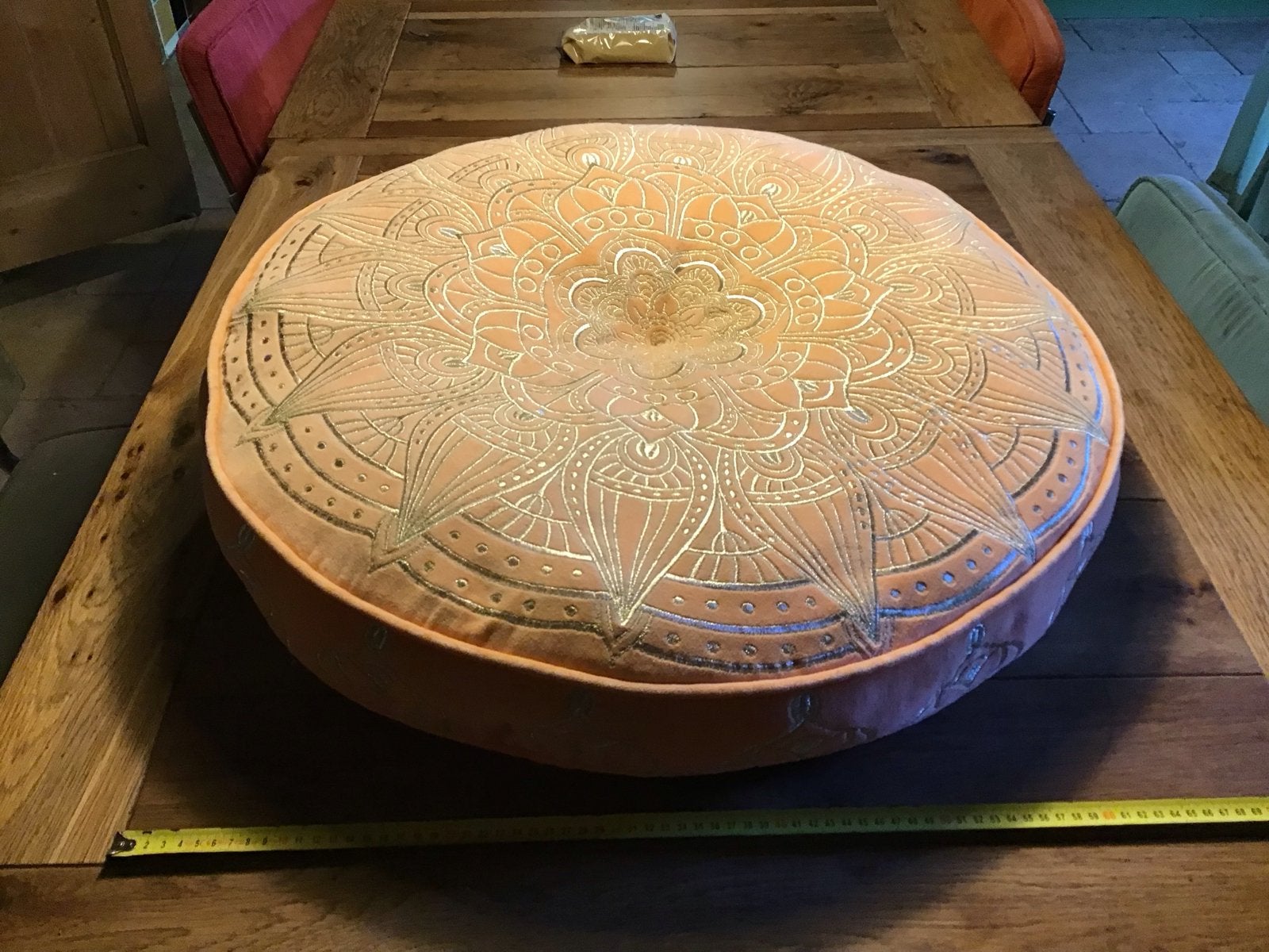 Merel in Wonderland rond kussen oranje met mandala, Ophalen, Overige merken, Met print, Rond