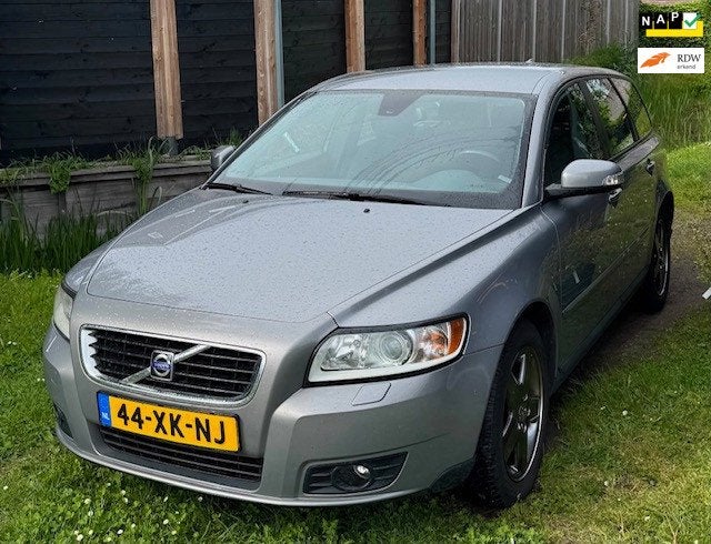 Volvo V50 1.8 Edition Phase 2, Thaak, Carkit,Nwe All Season, Auto's, Voorwielaandrijving, 125 pk, 4 cilinders, Leder en Stof