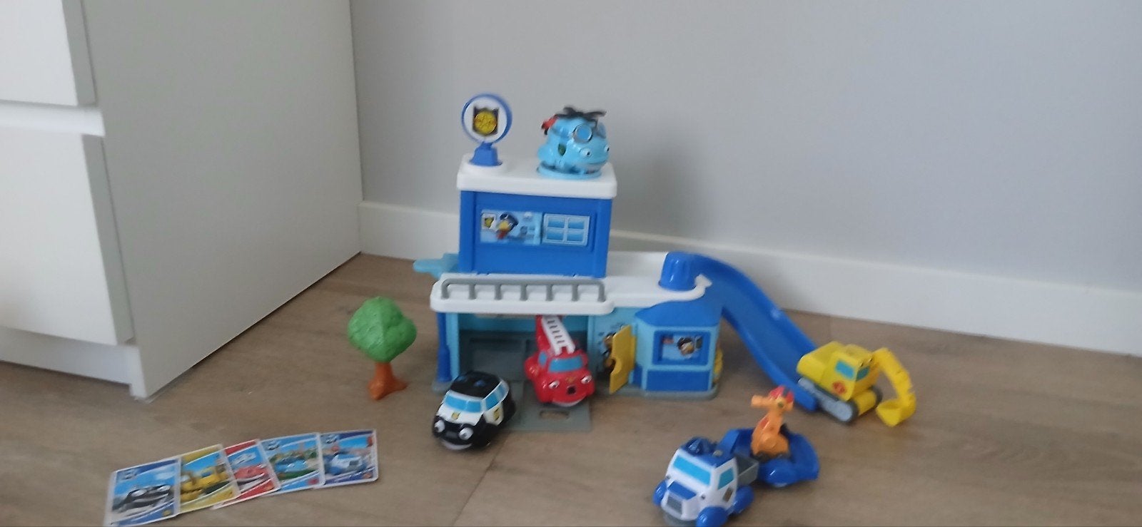 Leuke Hero's of the city auto speelset met politie bureau, Ophalen of Verzenden, Nieuw