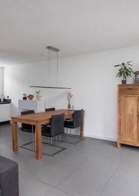 Gratis Teak houten  eettafel,salontafel’s  tv meubel, Antiek en Kunst, Antiek | Meubels | Tafels, Ophalen