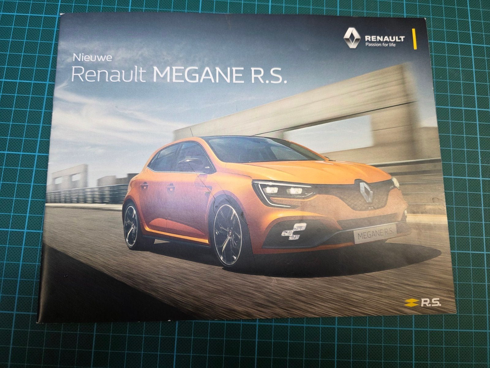 Renault Megane R.S. brochure, Ophalen of Verzenden, Zo goed als nieuw, Renault