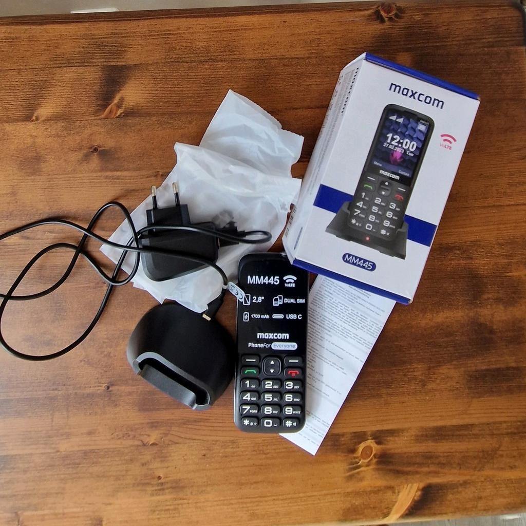 Maxcom MM445 Seniorentelefoon - Eenvoudig en Betrouwbaar, Nieuw, Ophalen of Verzenden, Minder dan 3 megapixel, Klassiek of Candybar