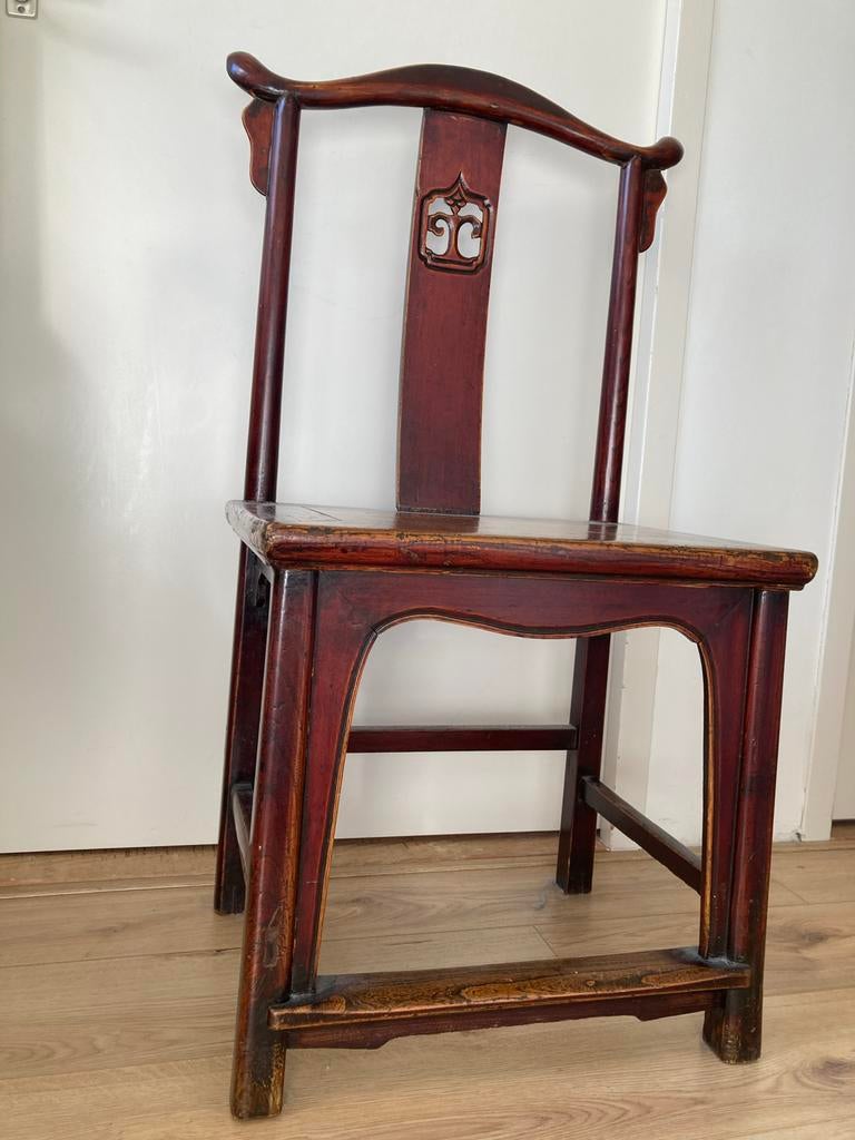 Chinese houten stoel, Antiek en Kunst, Antiek | Meubels | Stoelen en Banken, Ophalen