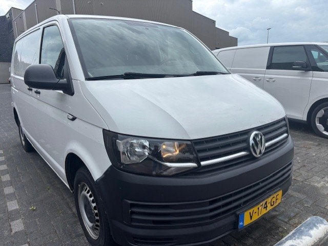 VW TRANSPORTER 2.0 CNG BJ2017 CRUISE NAVI AIRCO TREKHAAK NAP, Voorwielaandrijving, Stof, Euro 6, 4 cilinders