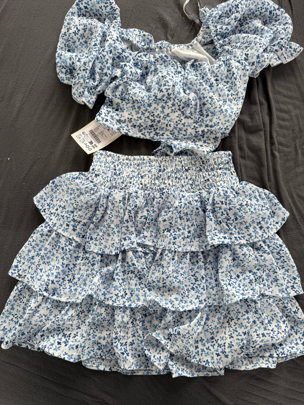 FB Sister bloemenprint crop top en rok set - Nieuw, Kleding | Dames, Rokken, Blauw, Nieuw, Ophalen of Verzenden, Maat 34 (XS) of kleiner