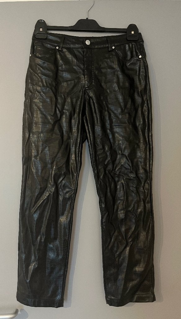 Zwarte (faux) leren broek maat S, Kleding | Dames, Only, Zwart, Ophalen of Verzenden, Zo goed als nieuw