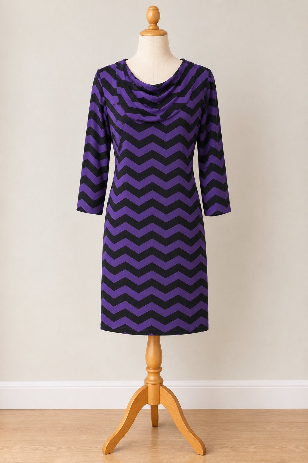 Lynde college style jurk waterval hals M zgan, Kleding | Dames, Maat 38/40 (M), Paars, Ophalen of Verzenden, Zo goed als nieuw