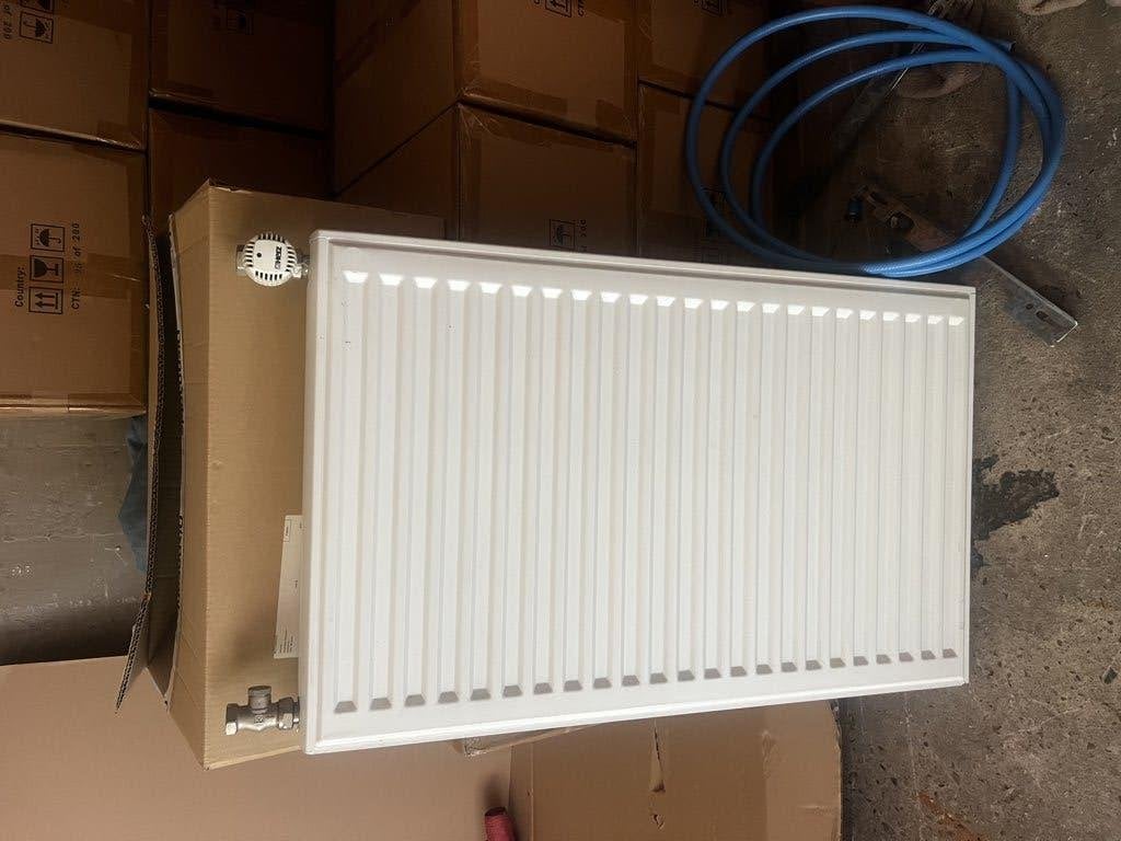 Herz Verwarming radiator, 50x80x10 cm, Ophalen, Zo goed als nieuw, Radiator, 30 tot 80 cm