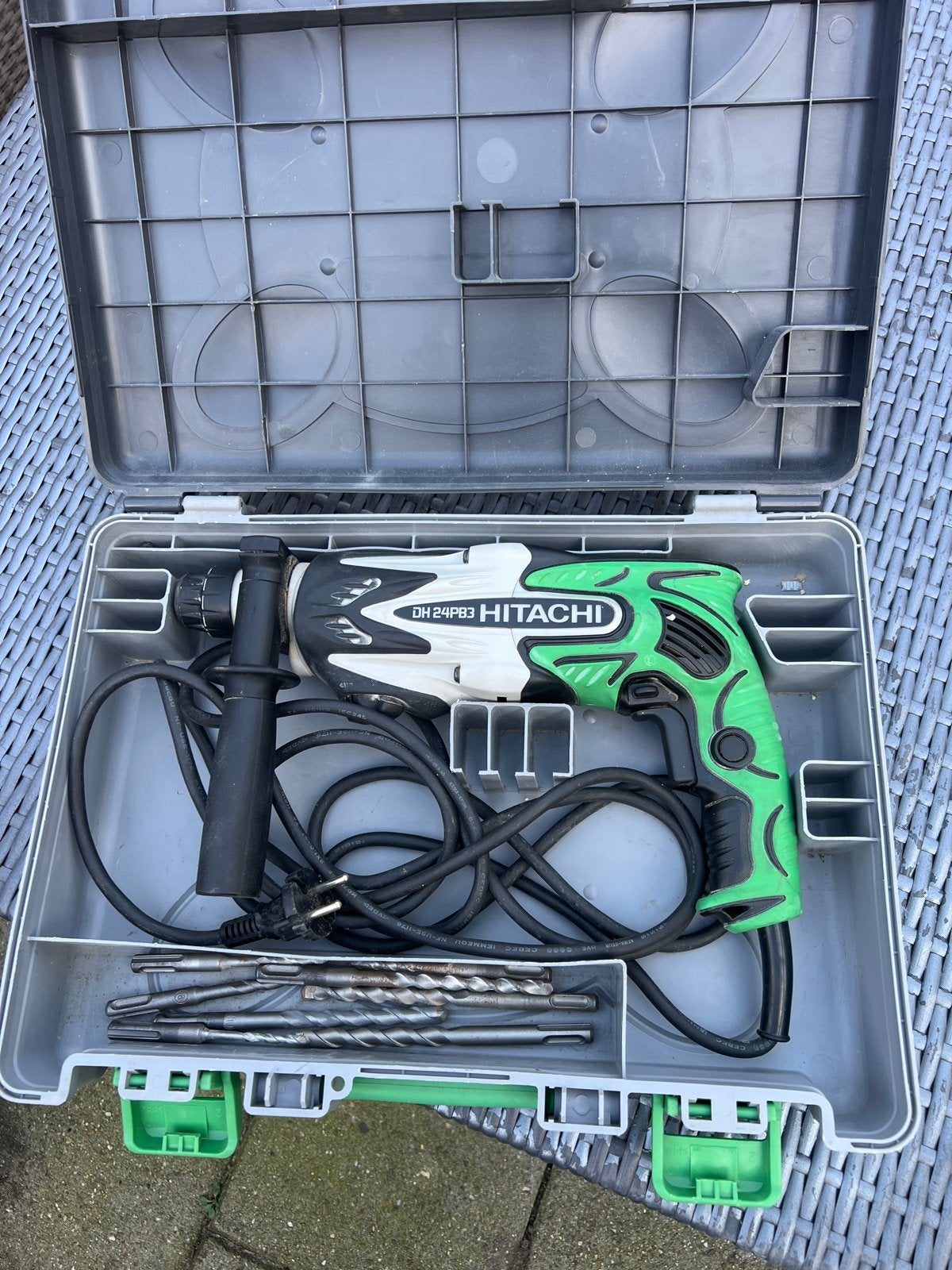 Hitachi DH 24PB3 Boorhamer met accessoires, Doe-het-zelf en Verbouw, Boor- en/of Breekhamer, Ophalen of Verzenden, Klopboormechanisme