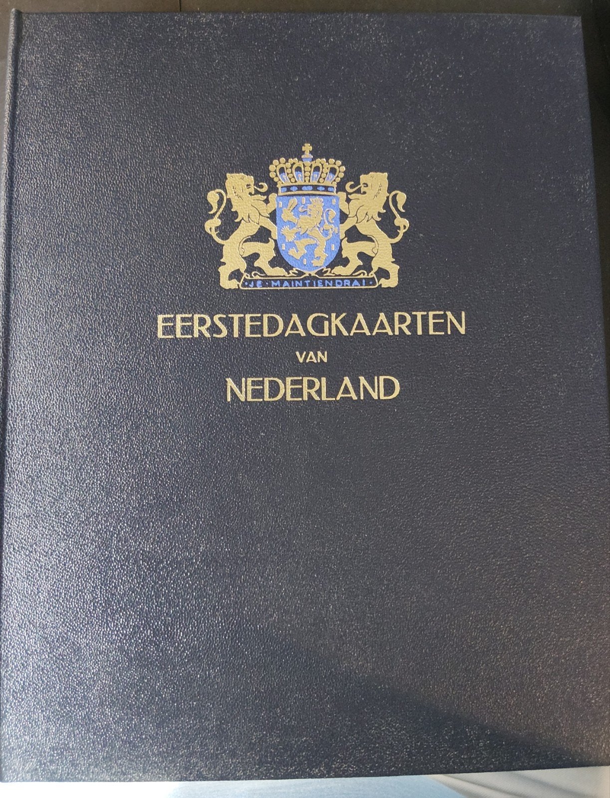 3 Albums o.a 1dagkaarten Nederland 1981 Nr.1 - 1989 Nr.173, Verzenden, Nederland