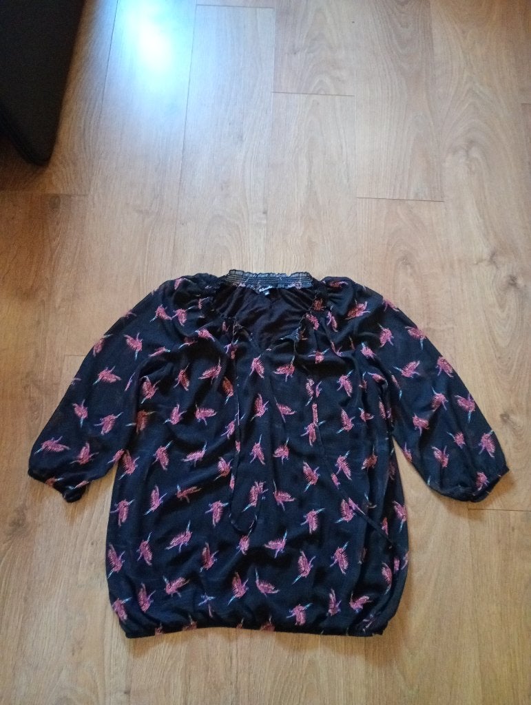 Mooie zwarte gebloemde top mt 44 MS Mode, Zwart, Maat 42/44 (L), Ophalen of Verzenden, Zo goed als nieuw