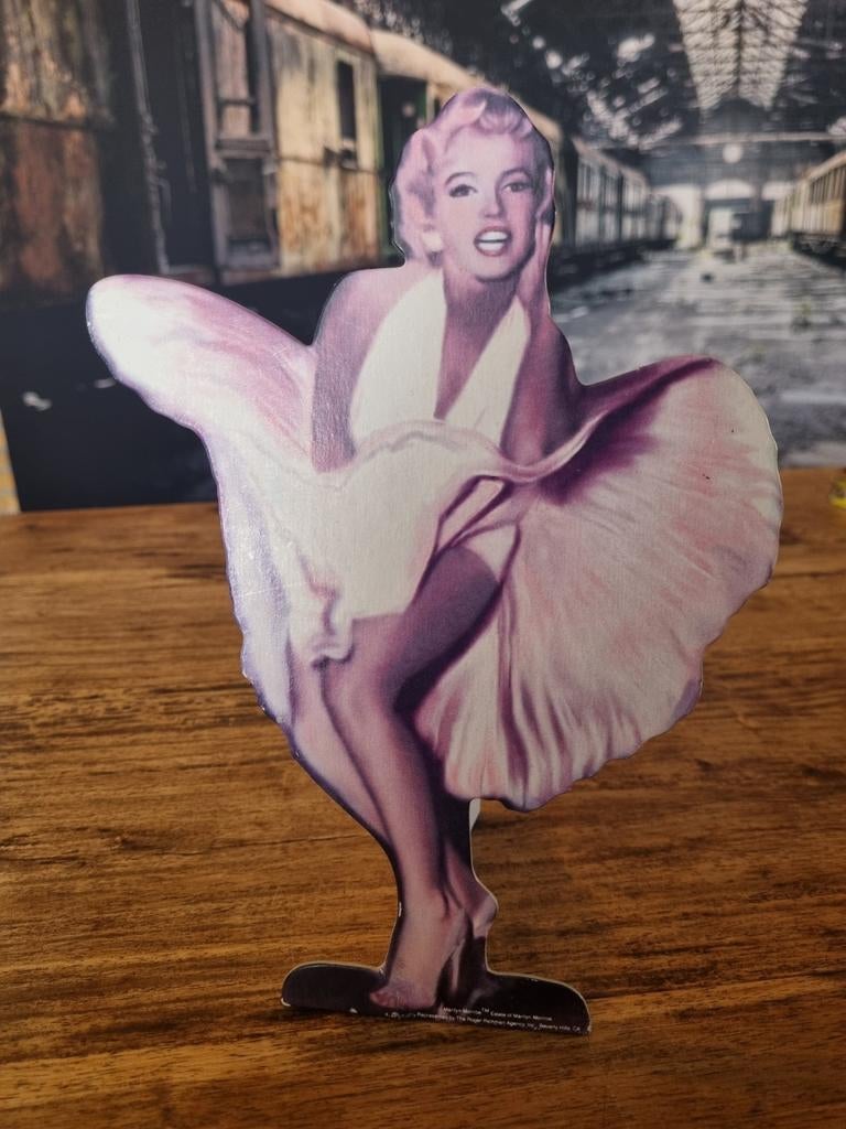 Marilyn Monroe Dress Blowing Kartonnen Uitsnede 1993, Ophalen of Verzenden, Gebruikt, Mens