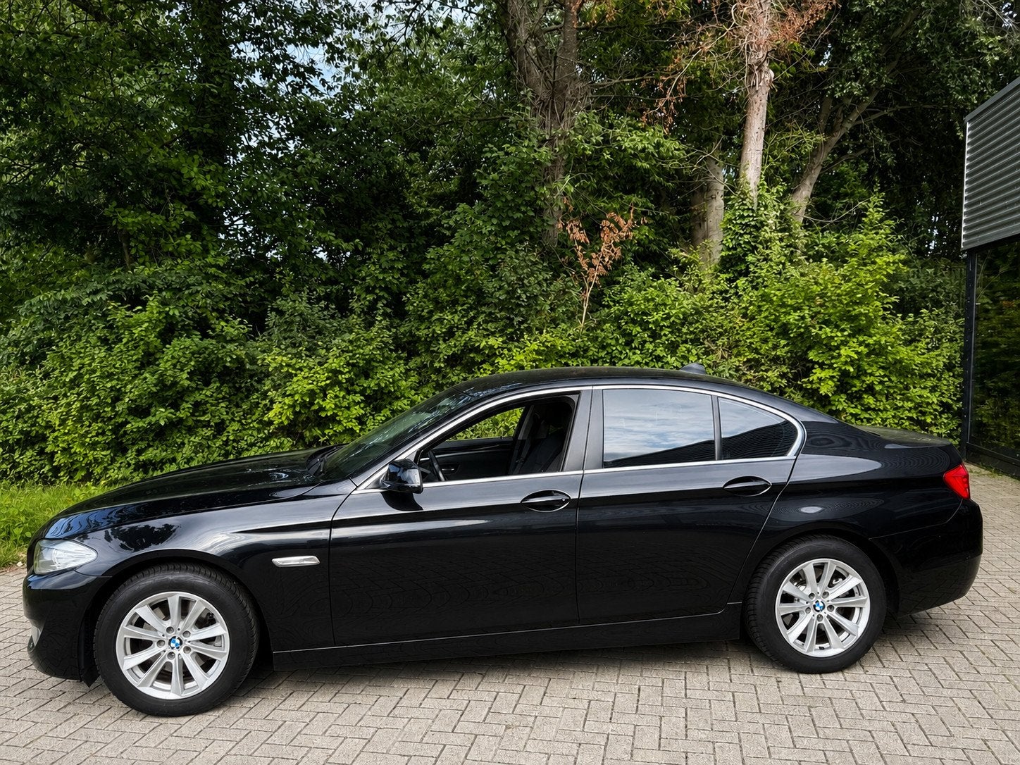 BMW 5-serie 523i Executive BJ. 2011 Navi & schakel, 13 km/l, Euro 5, Achterwielaandrijving, Gebruikt
