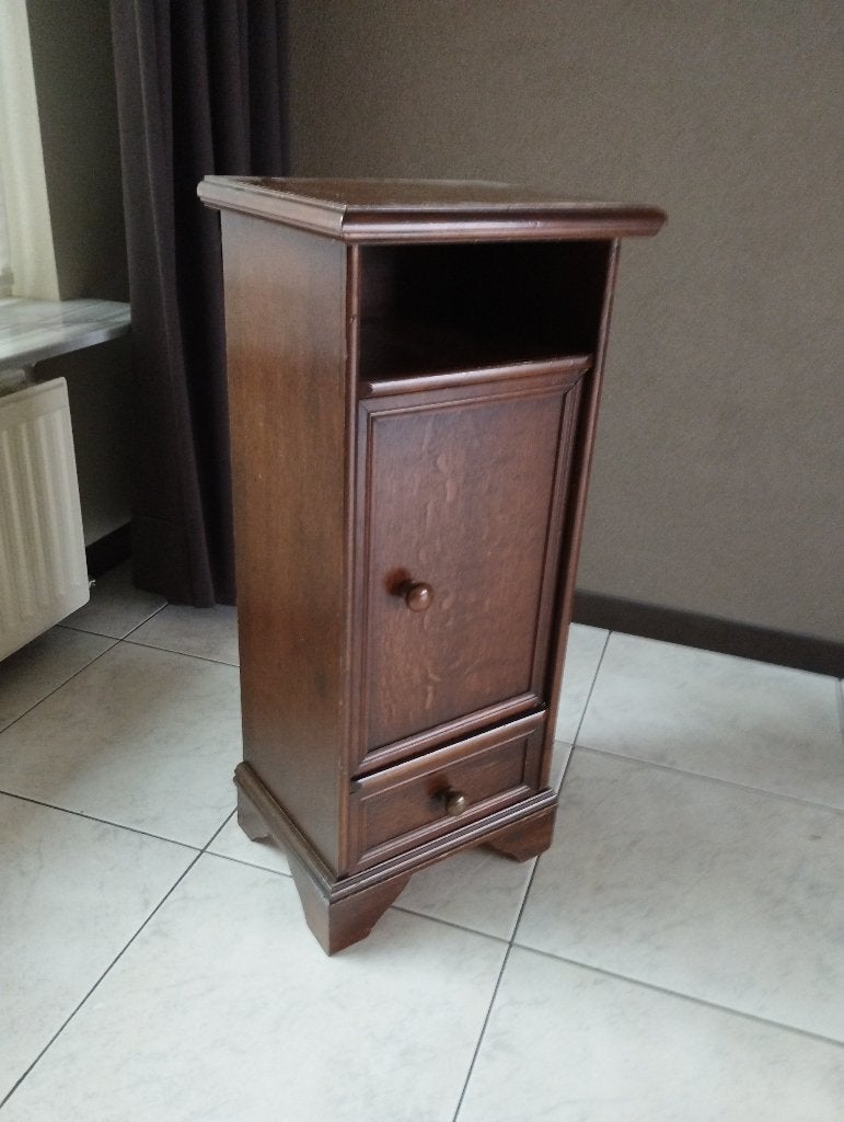 Vintage bijzetkastje, Ophalen