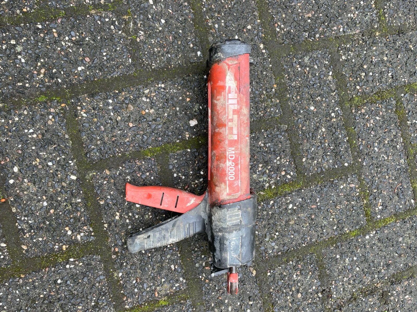 Hilti twee componenten kitspuit, Ophalen, Gebruikt