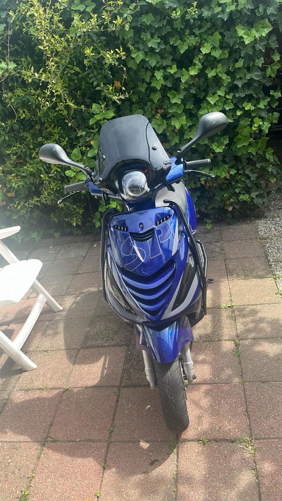 Zip 4 takt, Ophalen, Zo goed als nieuw, Benzine, Zip