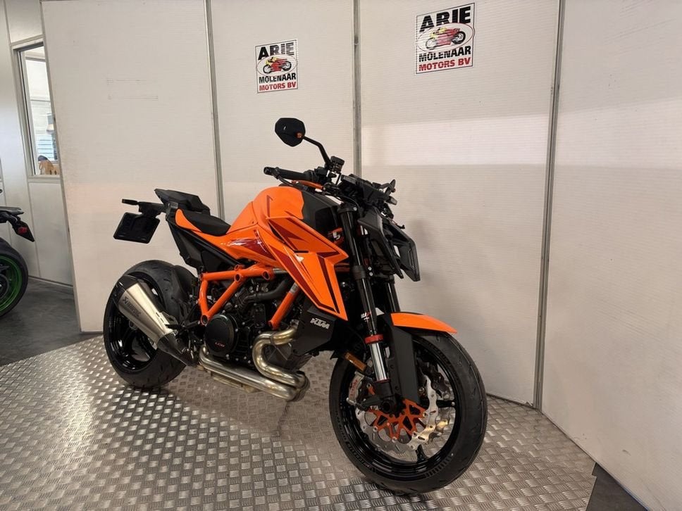 KTM 1390 SUPER DUKE R (bj 2026), Motoren, 2 cilinders, KTM, Motorrijbewijs A, Bedrijf