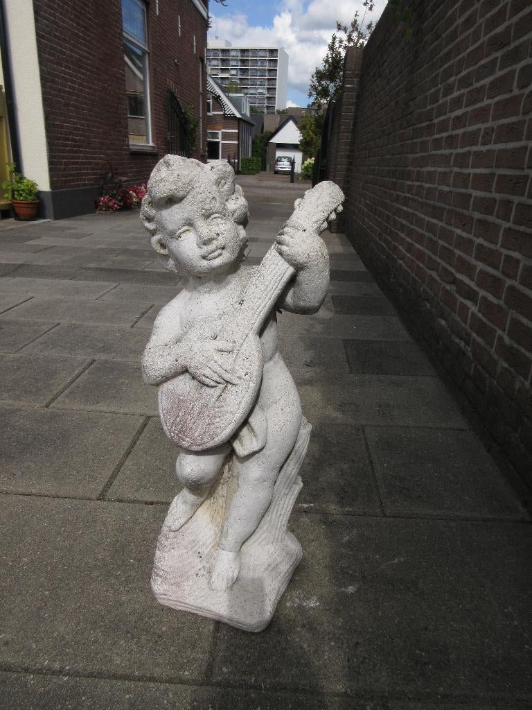 Betonnen tuinbeeld jongen met een mandoline, Tuin en Terras, Ophalen, Gebruikt, Beton, Overige typen