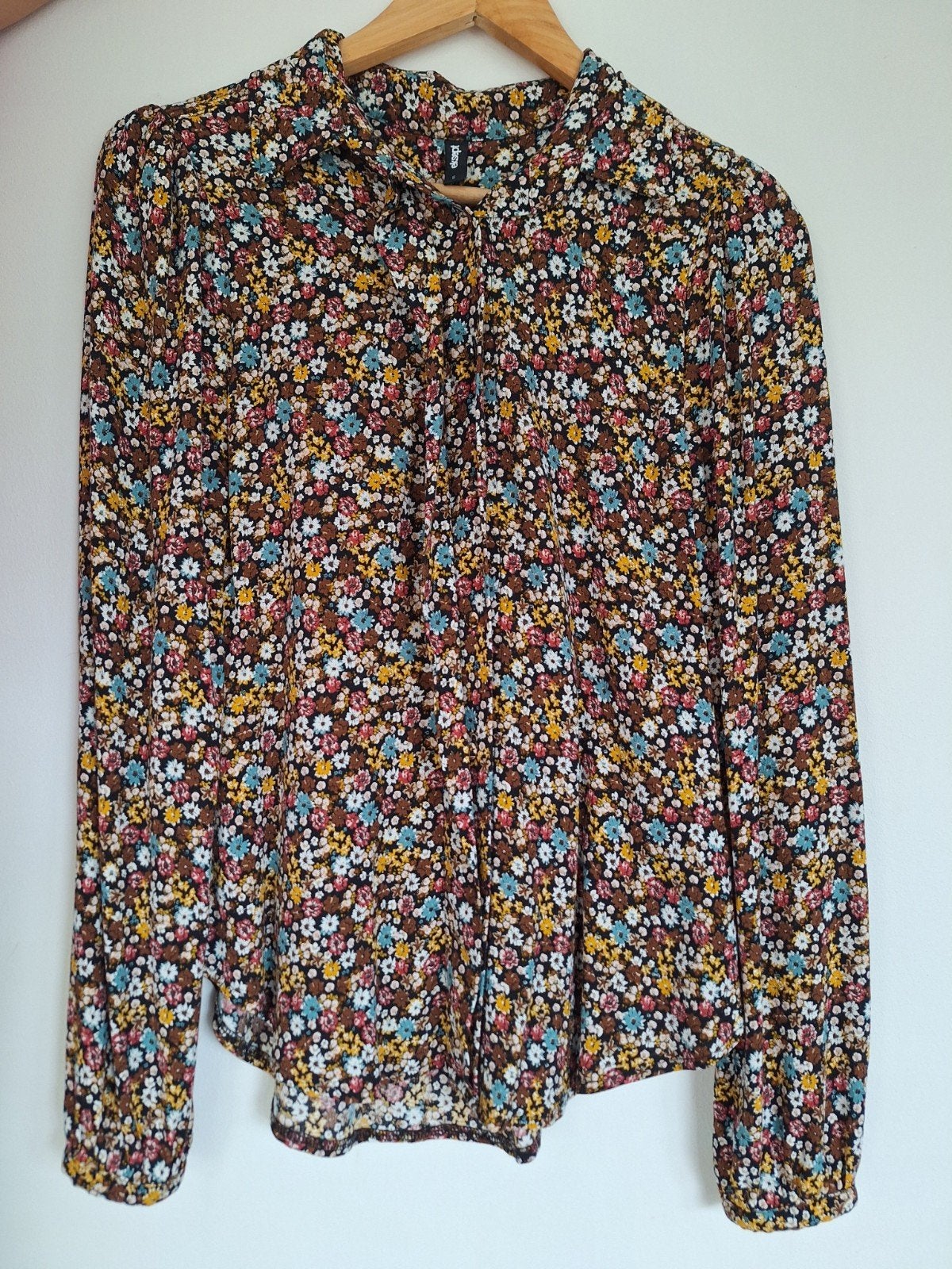 Vrolijke blouse met bloemenprint van Shoeby, maat S, Meerkleurig, Ophalen of Verzenden, Zo goed als nieuw, Shoeby