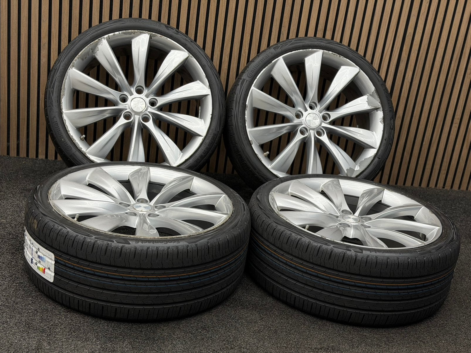 Originele 21 inch Tesla Model S Turbine 5x120 Continental, Ophalen, 245 mm, ., Banden en Velgen