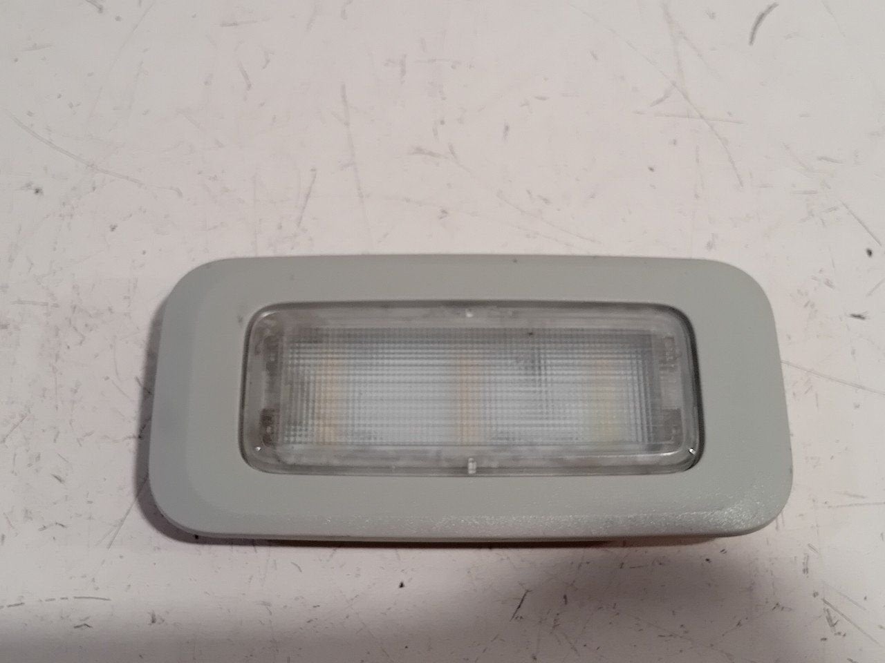 Binnenverlichting Volkswagen Transporter, Onderdelen@venauto.nl, Van der Ven Autorecycling B.V., Gebruikt, Ettenseweg 76, 4706 PB Roosendaal, The Netherlands