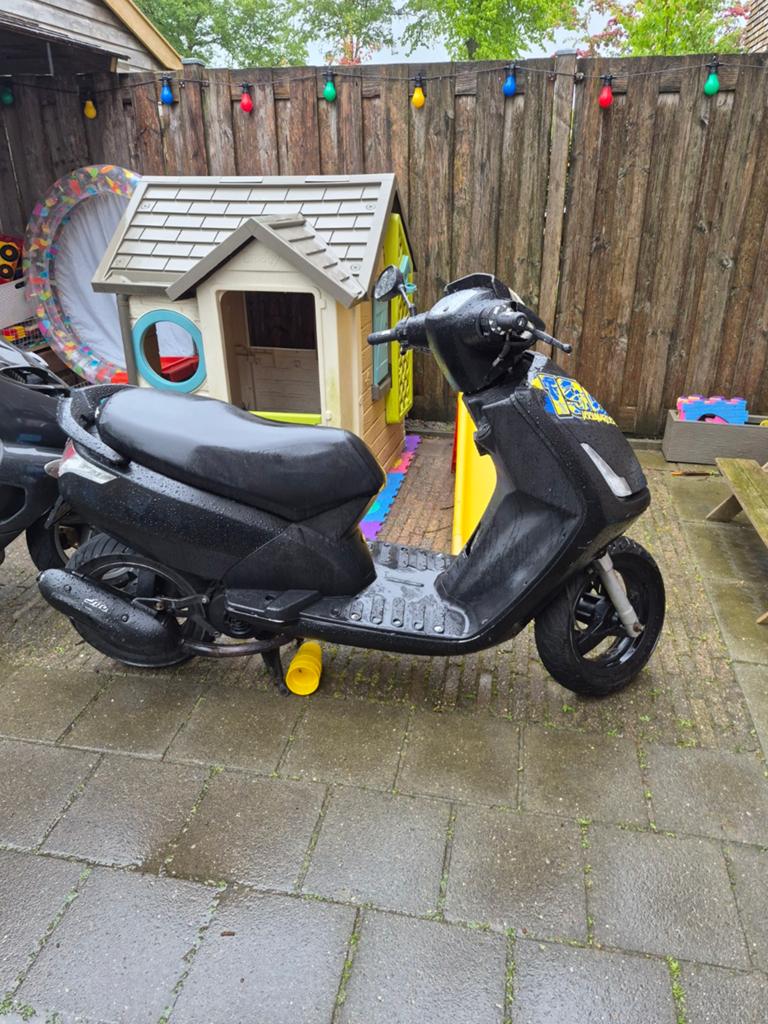 Peugeot Vivacity Scooter - Goede staat met gebruikssporen, Fietsen en Brommers, Scooters | Peugeot, Ophalen of Verzenden, Gebruikt
