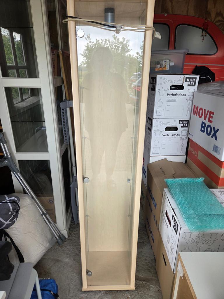 Vitrinekast met verlichting en 4 glazen platen, Huis en Inrichting, Ophalen, Minder dan 50 cm, Glas, Minder dan 25 cm