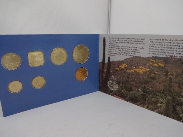 FDC Muntset Aruba 1989 in cassette van 's Rijks Munt Utrecht, Ophalen of Verzenden, Koningin Beatrix, Overige waardes, Setje