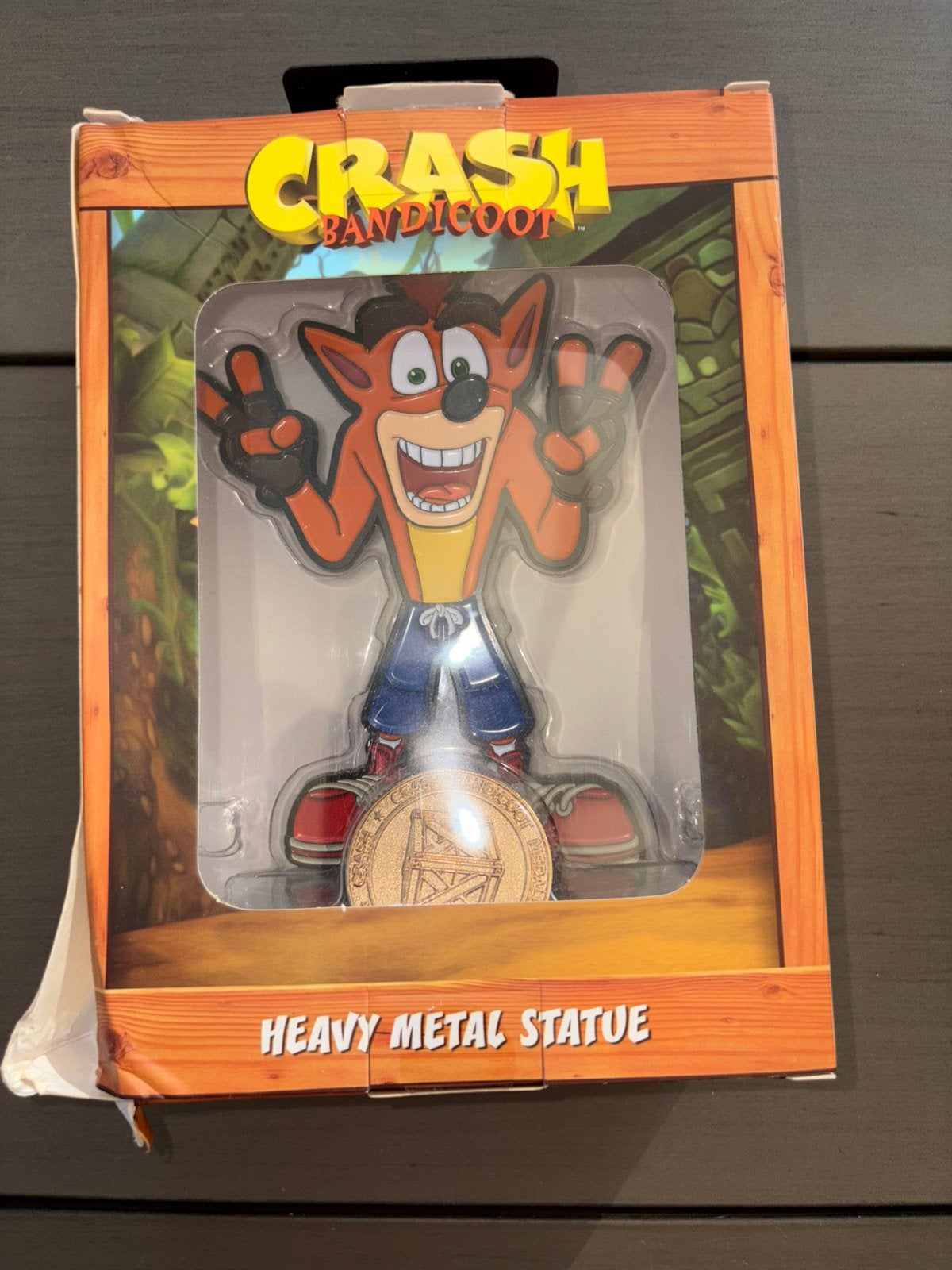 Crash Bandicoot “heavy metal statue”, Ophalen of Verzenden, Zo goed als nieuw