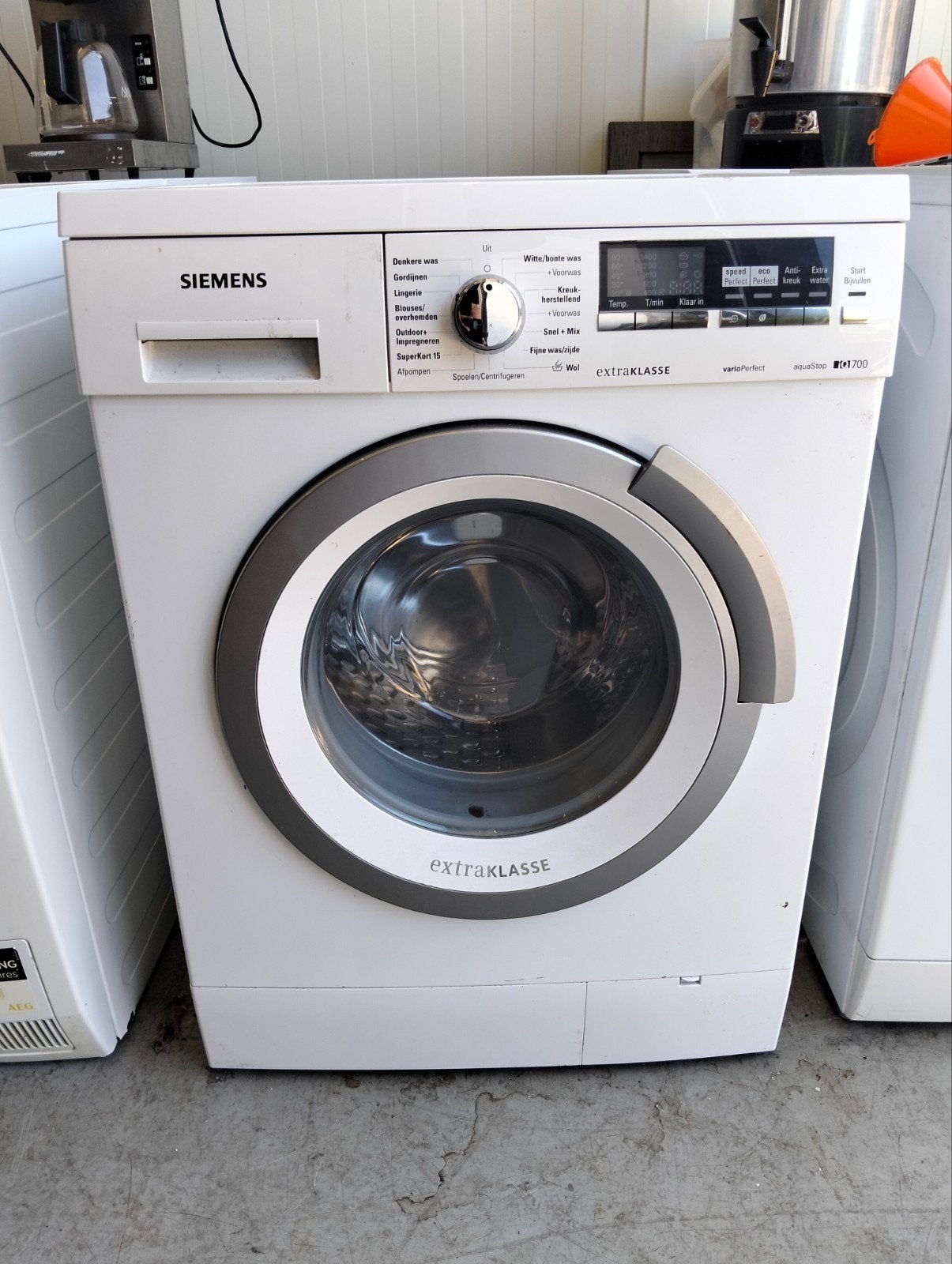 Siemens iQ700 VarioPerfect Wasmachine, Voorlader, 85 tot 90 cm, Siemens, 1200 tot 1600 toeren