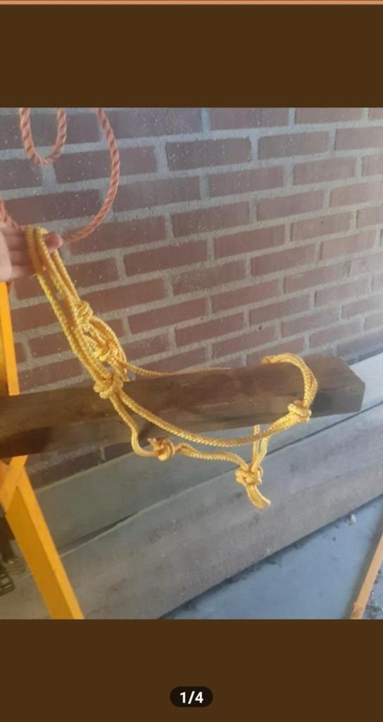 Geel mooi touwhalster goedkoop bieden, Dieren en Toebehoren, Ophalen of Verzenden, Zo goed als nieuw, Overige soorten