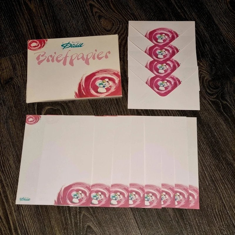 Diddl wit map + Briefpapiersets, Verzamelen, Diddl, Ophalen of Verzenden, Diddl, Zo goed als nieuw, Papier, Kaart of Schrift