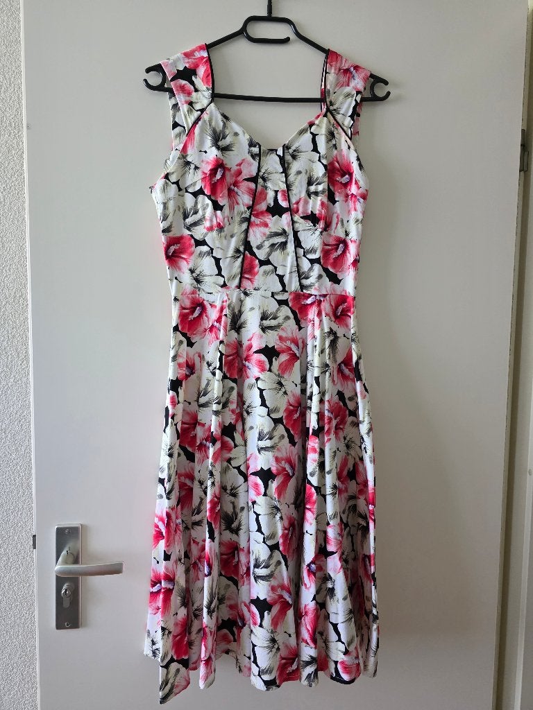 Meerkleurige jurk, Hearts en Roses, maat 38, Kleding | Dames, Jurken, Maat 38/40 (M), Hearts en Roses, Meerkleurig, Nieuw