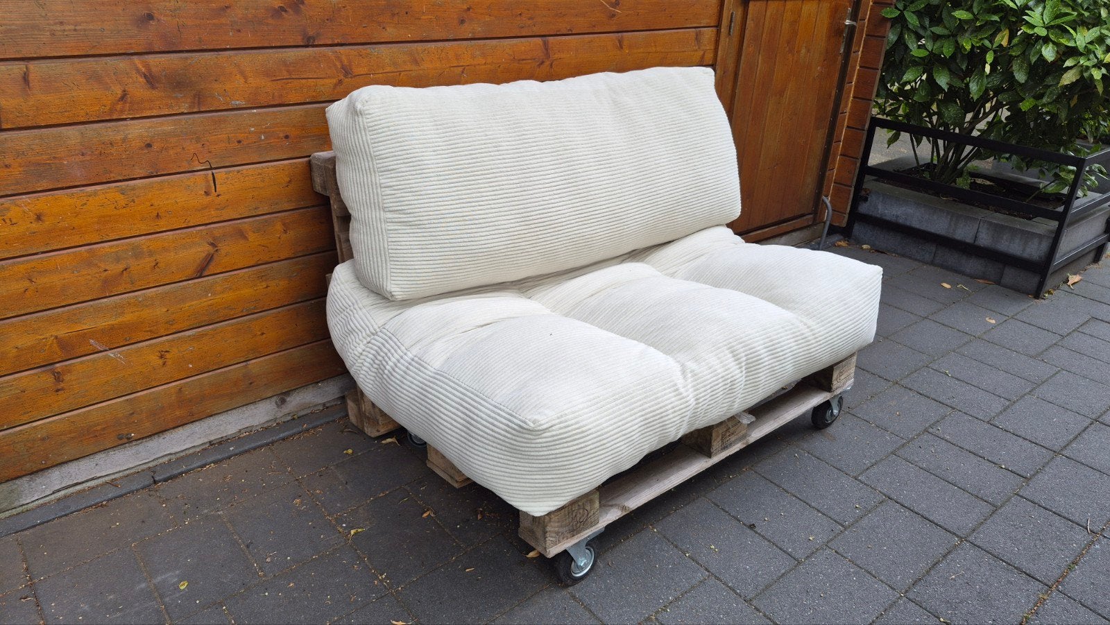 Pallet tuin stoelen met kussens, Ophalen, Gebruikt, Twee, Overige kleuren