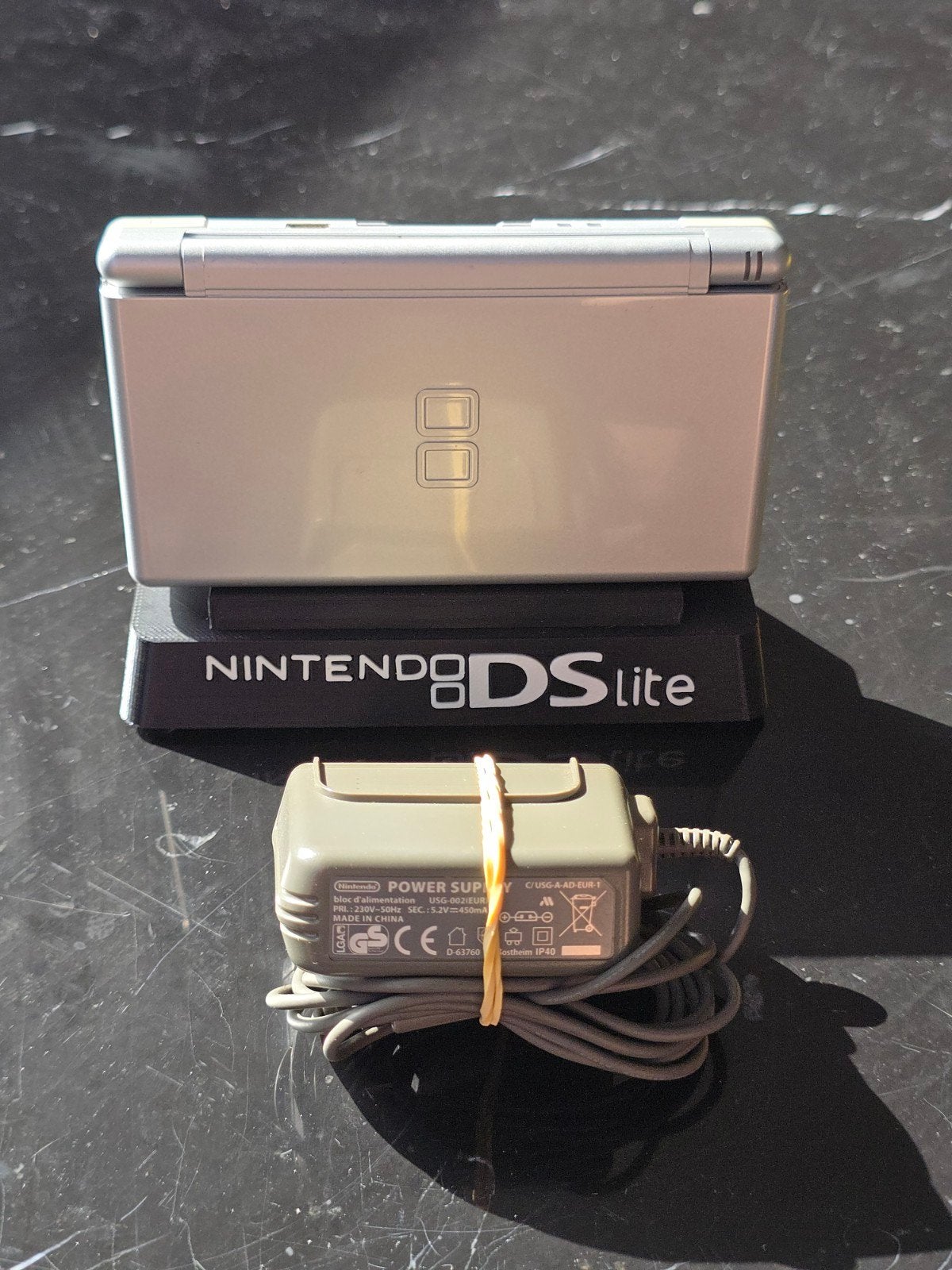 Nintendo DS Lite - Zilver met oplader en stylus, Ophalen of Verzenden, Gebruikt, Zilver, DS Lite