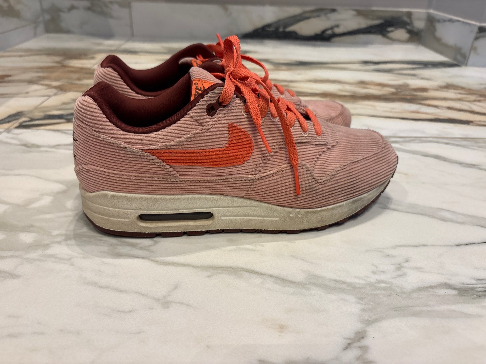 Nike Air Max 1  "Coral Stardust - Zo goed als nieuw, Kleding | Dames, Schoenen, Ophalen of Verzenden, Zo goed als nieuw, Roze