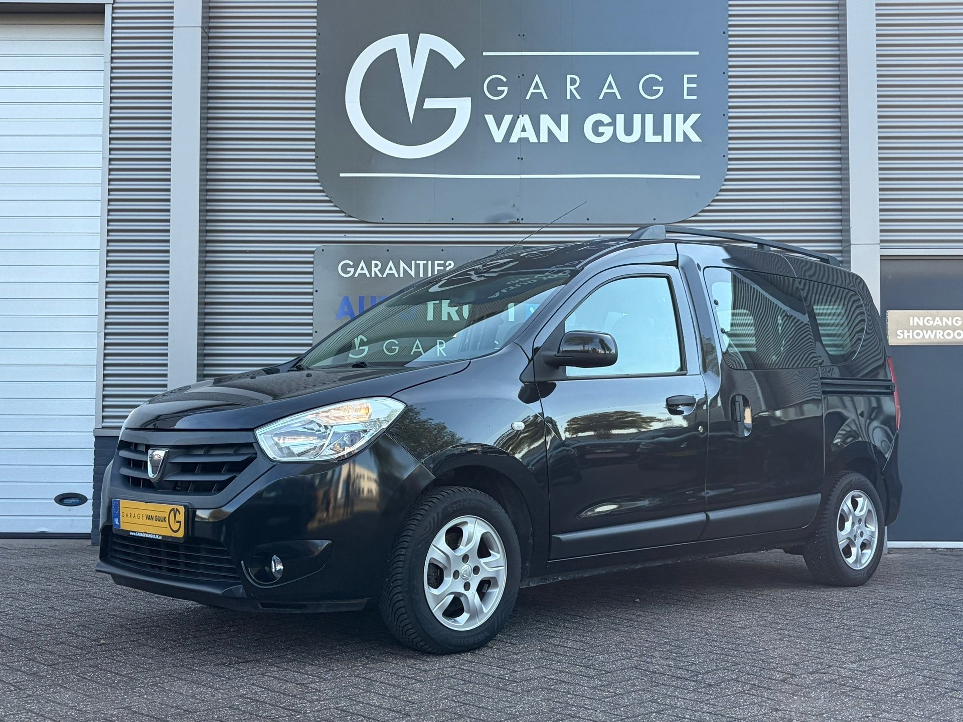 Dacia Dokker 1.2 TCe Lauréate 116PK Navi,Airco,Cruise,Isofi, Voorwielaandrijving, Euro 5, Stof, Gebruikt