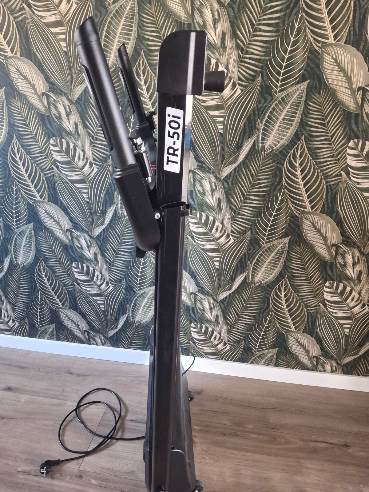 Foto 6 van VirtuFit TR-50i Loopband - Zo goed als nieuw