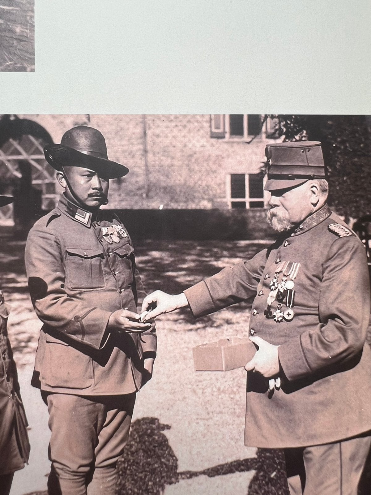 Naslagwerk Geschiedenis legermuseum Leiden Doorwerth KNIL, Ophalen of Verzenden, Nederland, Boek of Tijdschrift, Landmacht