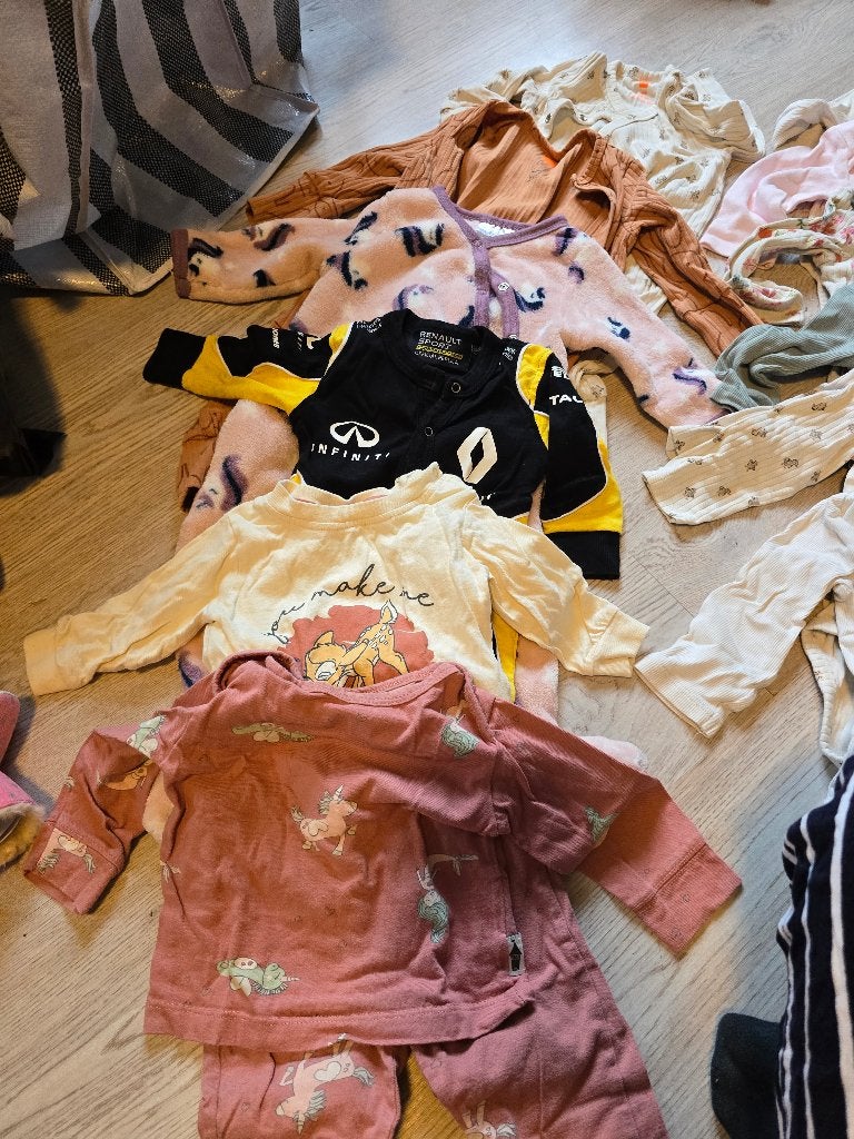 Meisje maat 68 pakket incl 2 slaapzakken en kersttrui, Ophalen of Verzenden, Zo goed als nieuw, Maat 68