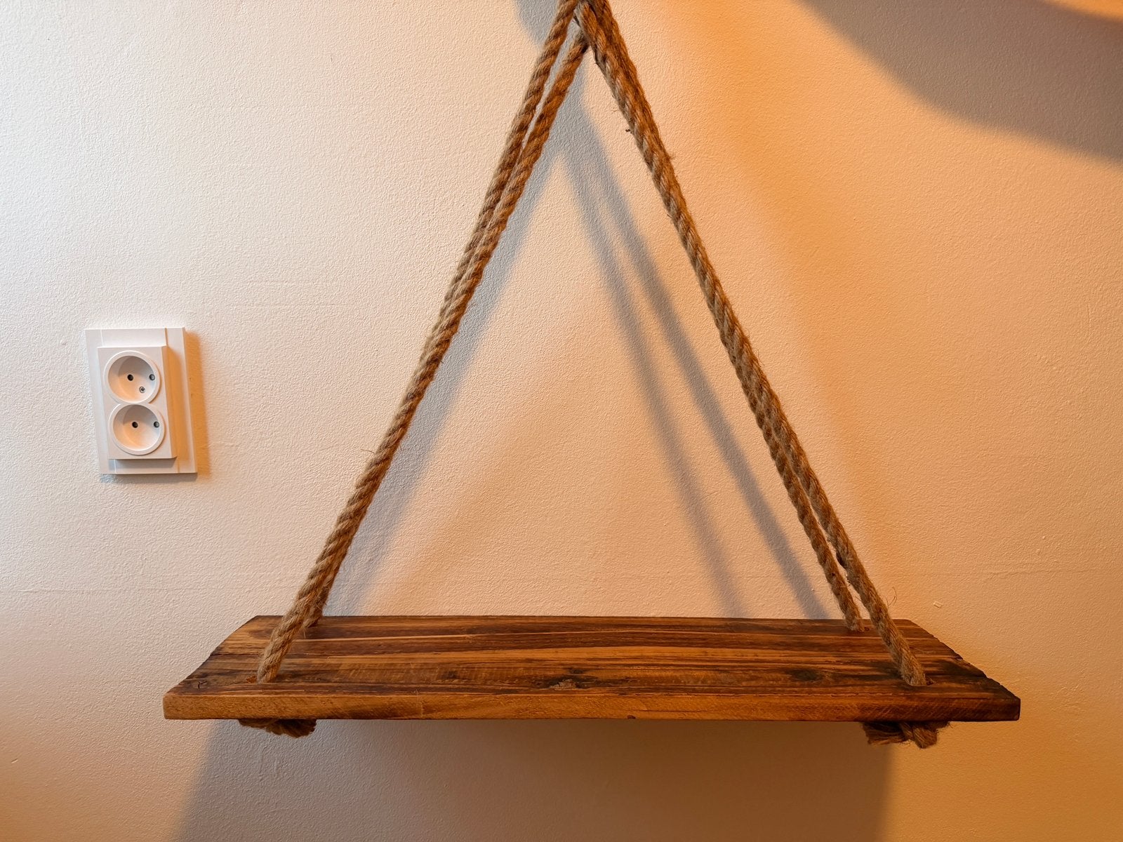 2x Wandplankjes, Ophalen, Zo goed als nieuw
