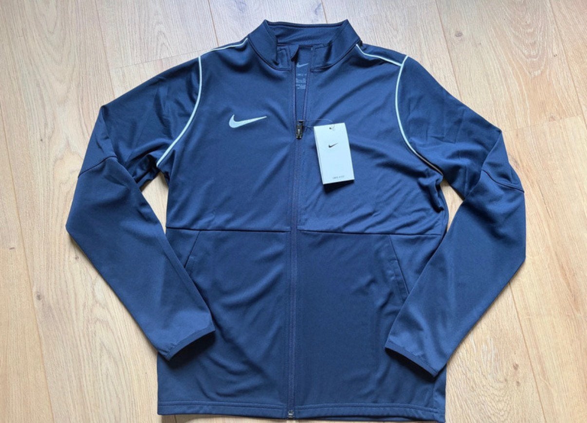 Nieuw nike trainingsjas XL 158-170 cm, Ophalen of Verzenden, Nieuw, Jongen of Meisje, Jas