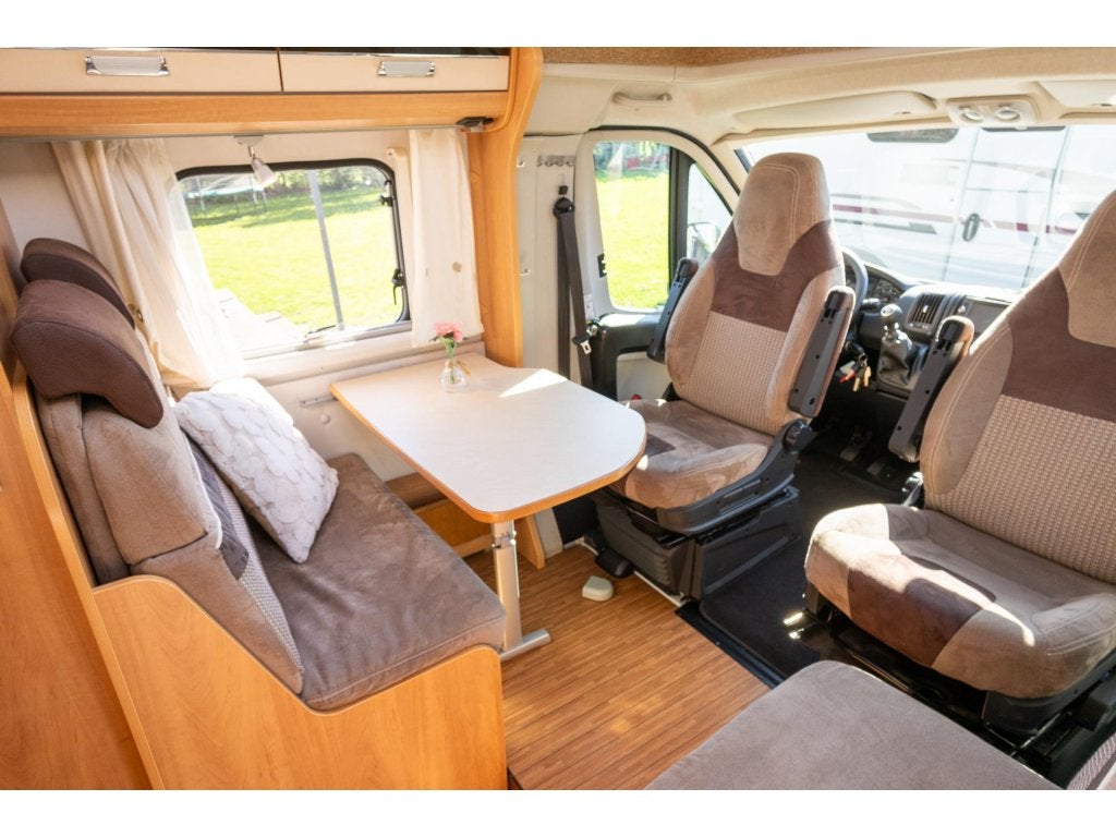 Dethleffs Globebus T4 Enkele bedden 62dkm EURO5, Ringverwarming, Fiat, 6 tot 7 meter, Bedrijf