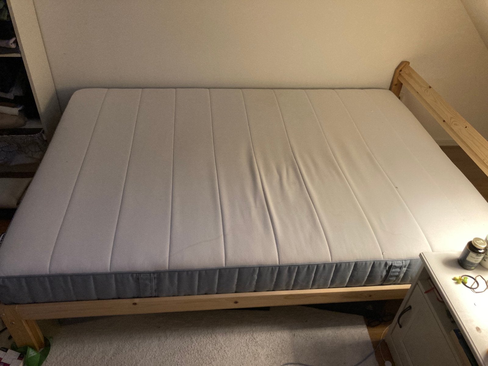 Double Bed, Huis en Inrichting, Slaapkamer | Bedden, Ophalen, Zo goed als nieuw, Tweepersoons, Hout