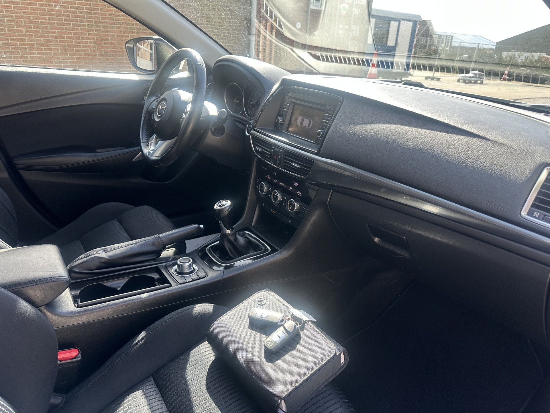 Mazda 6 Sportbreak 2.0 TS+ Lease Pack airco/ecc navigatie, Voorwielaandrijving, Stof, 4 cilinders, 6 sportbreak