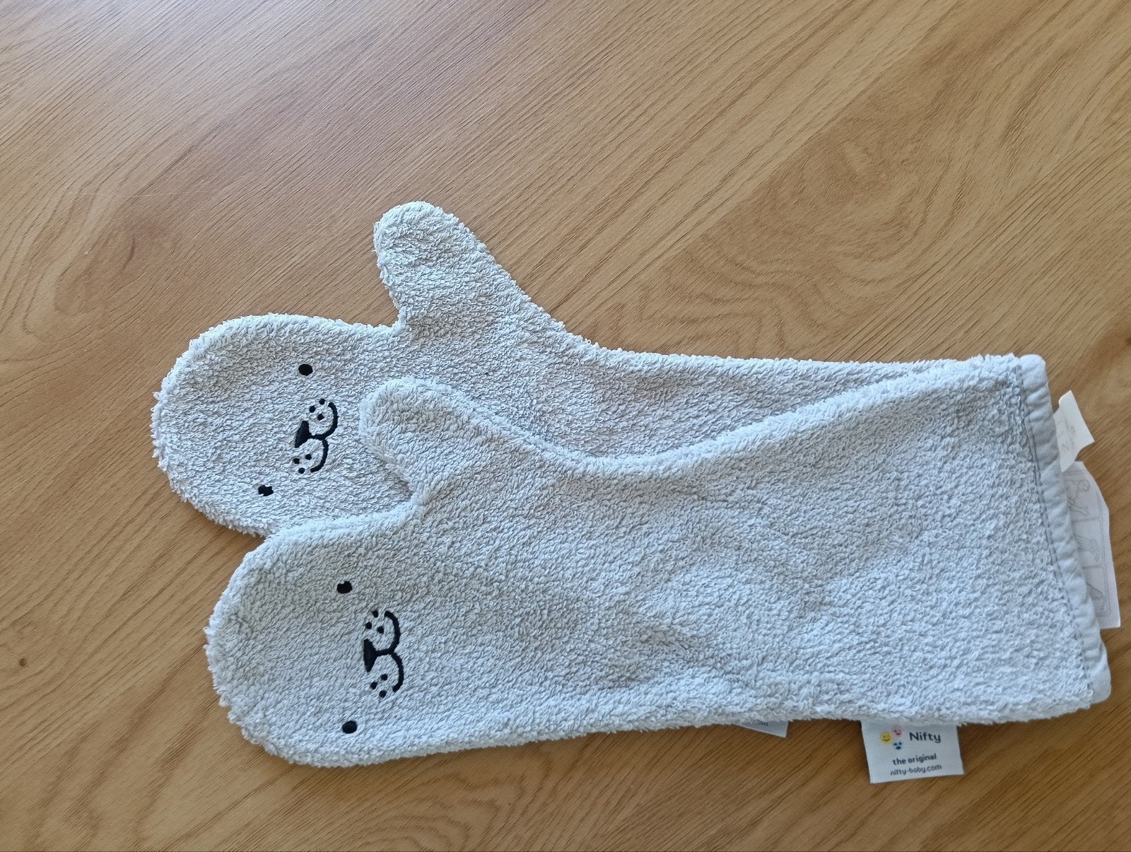 Nifty Baby Shower Glove - De originele washand voor baby's, Kinderen en Baby's, Badjes en Verzorging, Overige merken, Overige typen