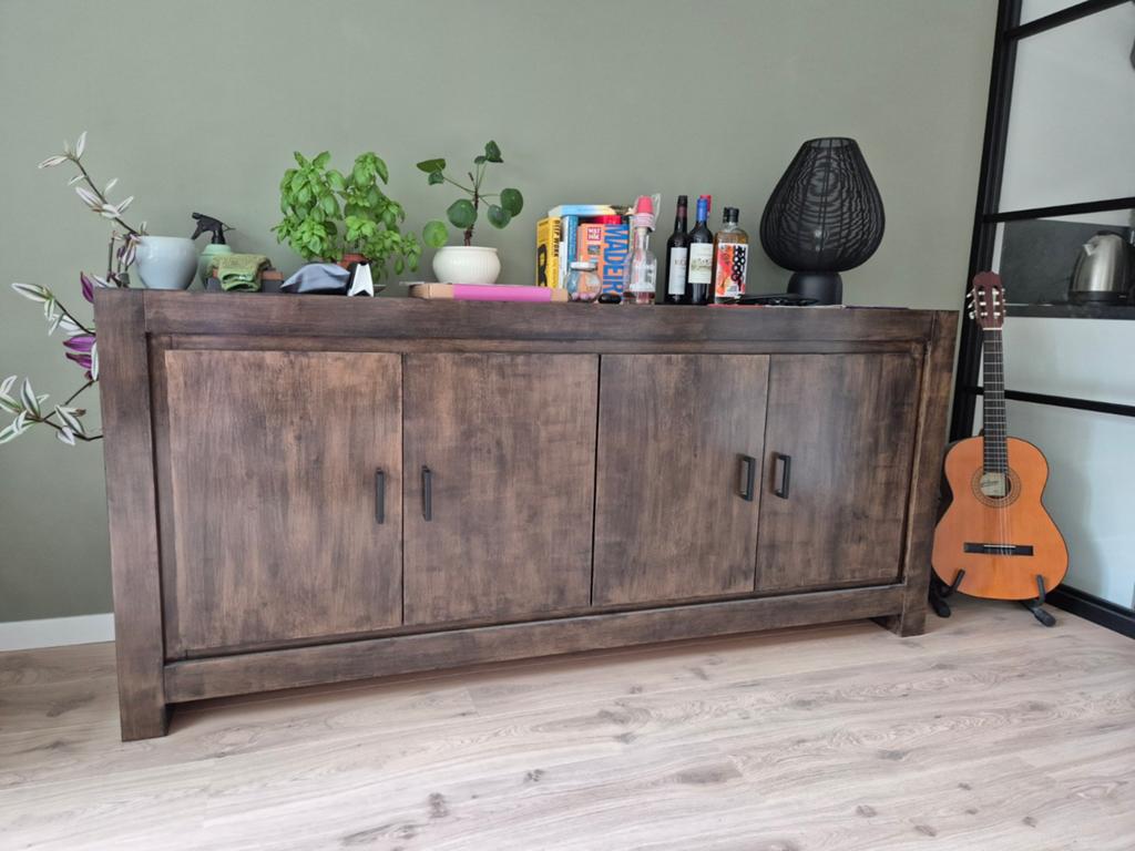 Dressoir 200cm breed met zwarte greepjes en softclose, Huis en Inrichting, Kasten | Dressoirs, Ophalen, 200 cm of meer, 25 tot 50 cm