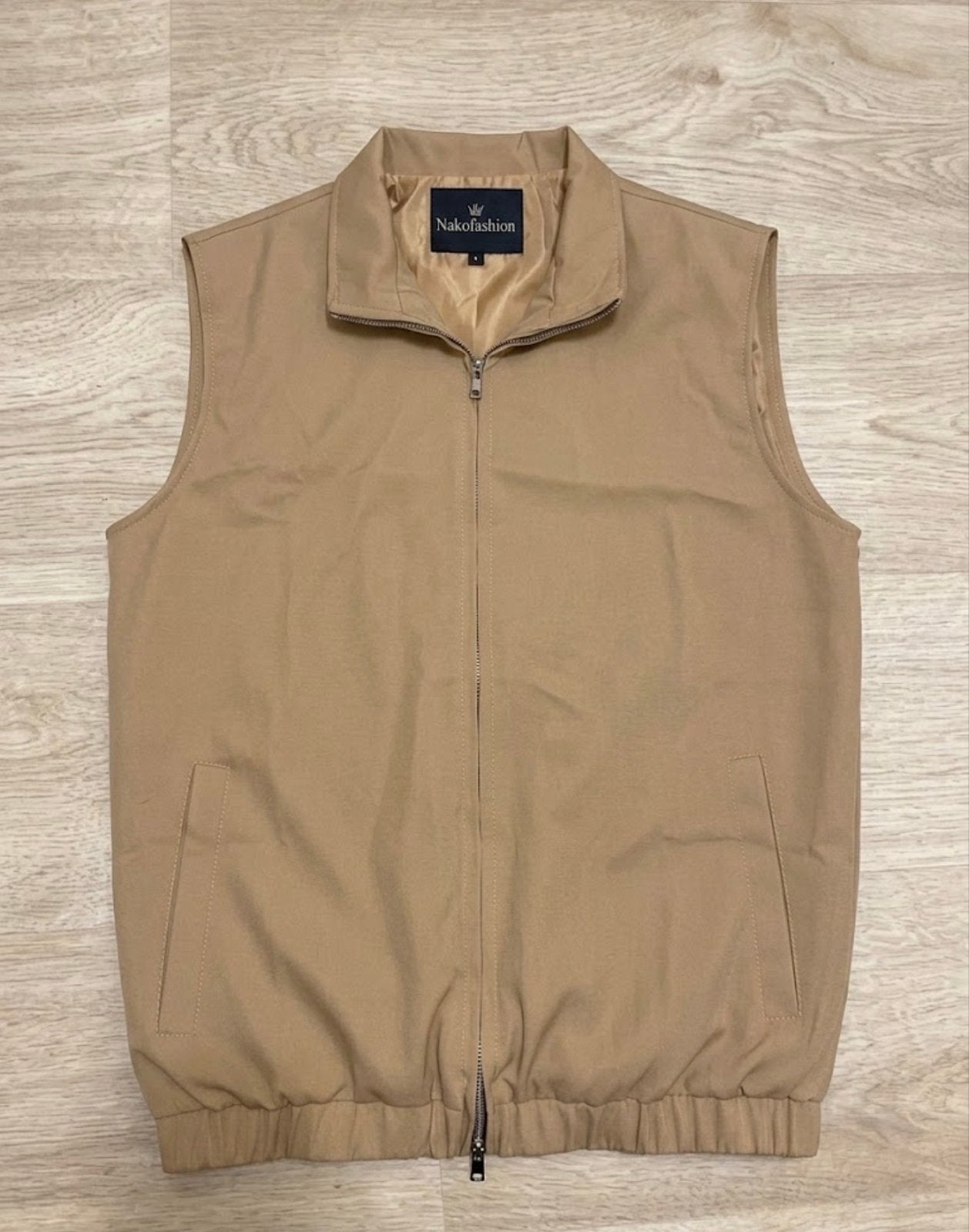 Zakelijke outfit voor mannen - NakoFashion, Kleding | Heren, Ophalen of Verzenden, Nieuw, Overige maten, Beige