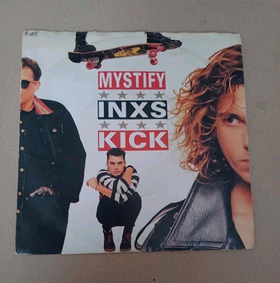 Inxs - Mystify / Kick, Beschermende buitenhoes, Ophalen of Verzenden, Gebruikt, Pop