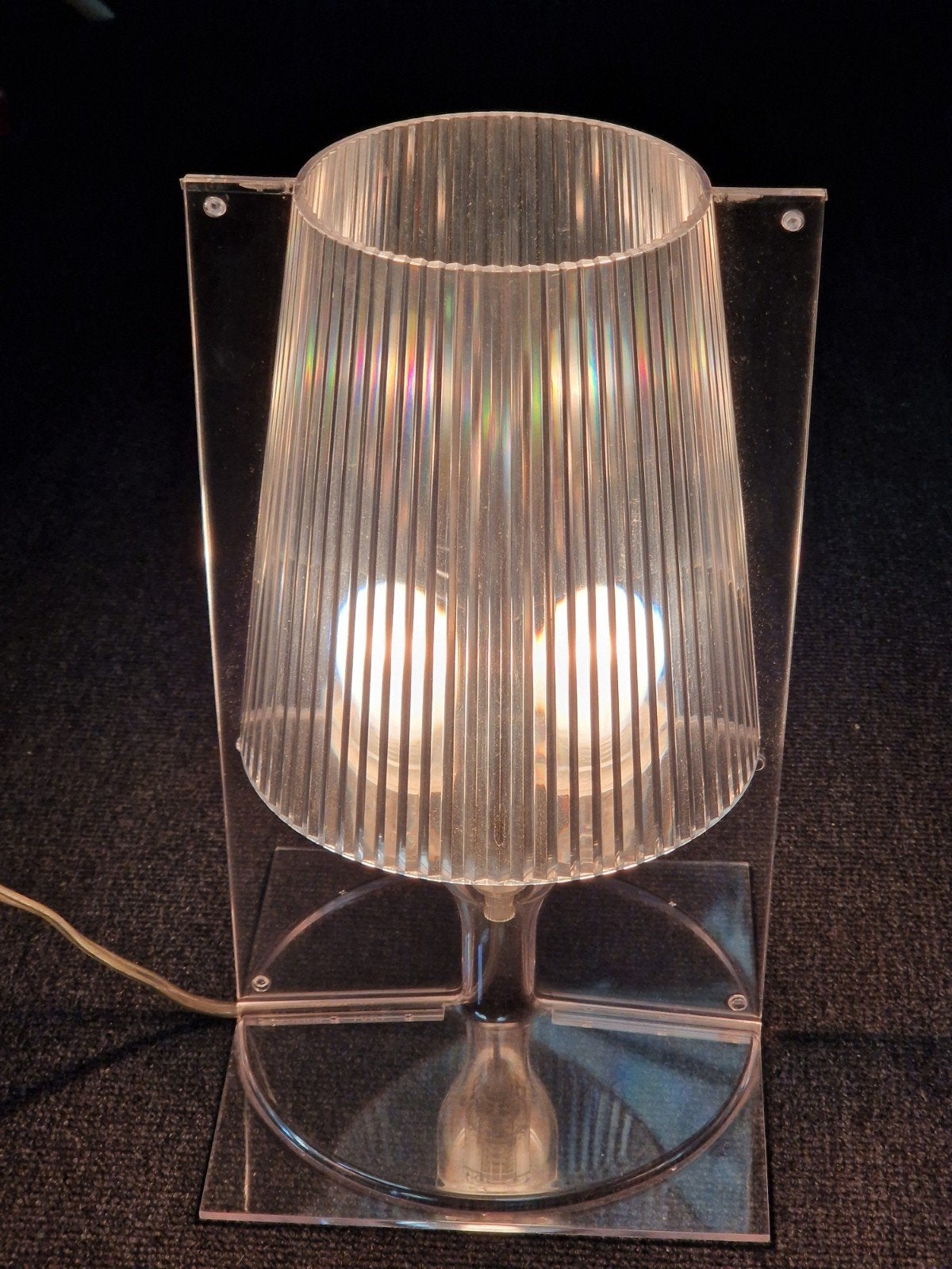 Kartell Take Tafellampje Kleur Crystal Ferruccio Laviani., Gemerkt, Ophalen of Verzenden, Lamp, Kunststof